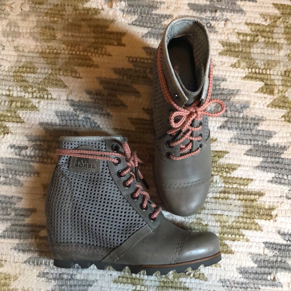 Sorel Wedge Boots
